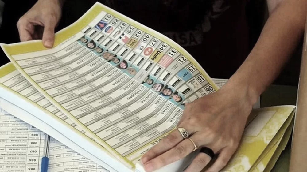 Sciurano y 189 dirigentes nacionales reclaman la reforma electoral en las 15 provincias que aún votan con boleta partidaria