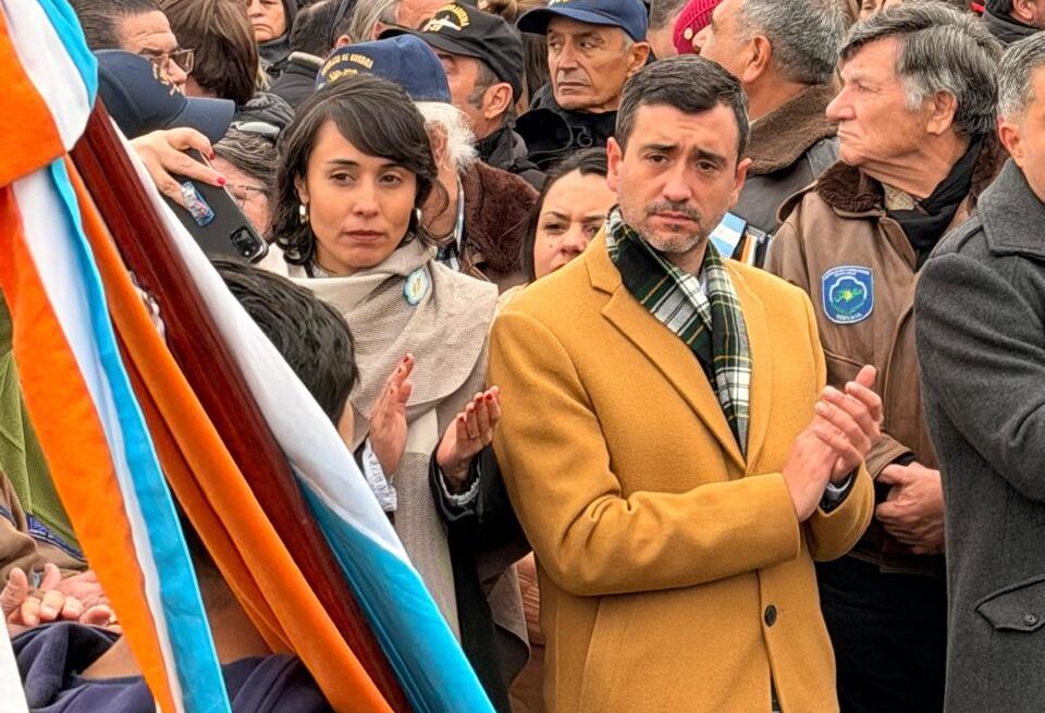 Agustín Coto acompañó la vigilia y el acto central de Malvinas 