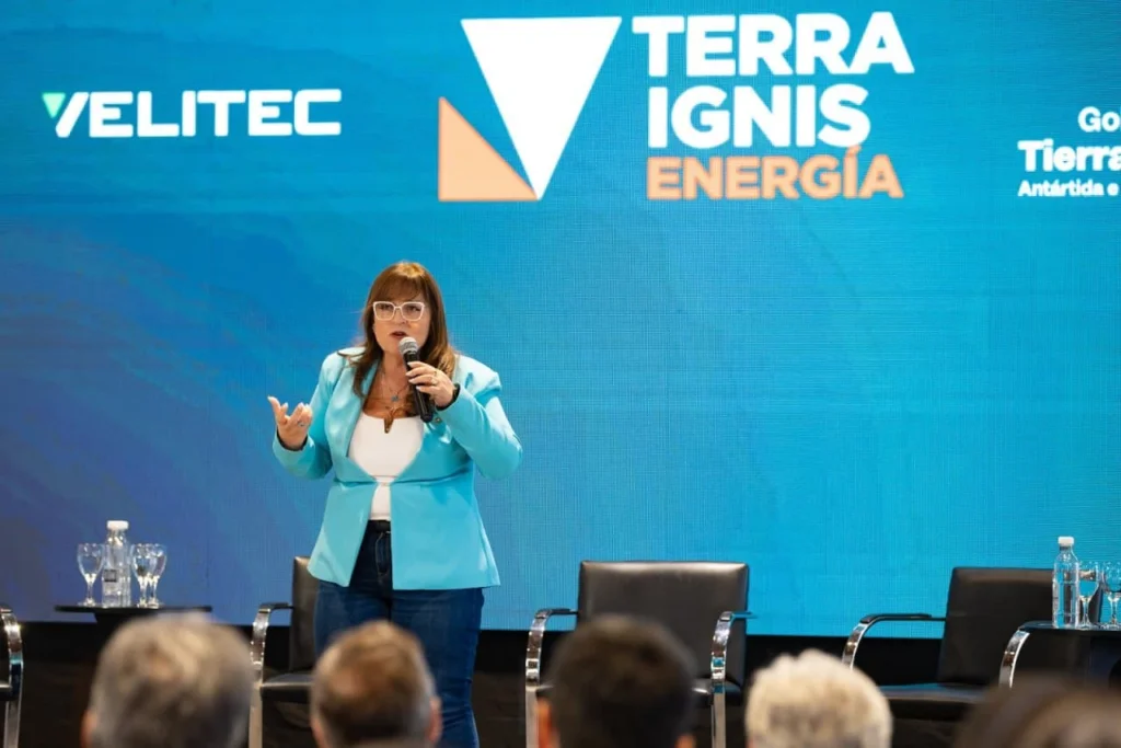 Indignante: Velitec notificó despidos a contratistas petroleras el Día del Trabajador