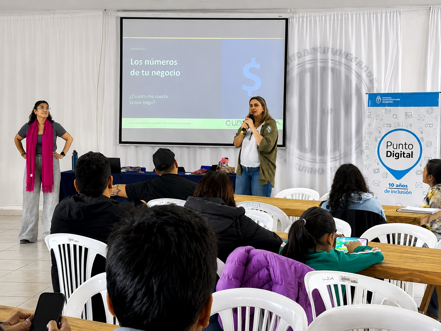 La UNTDF acompaña la formación de emprendimientos locales en Ushuaia