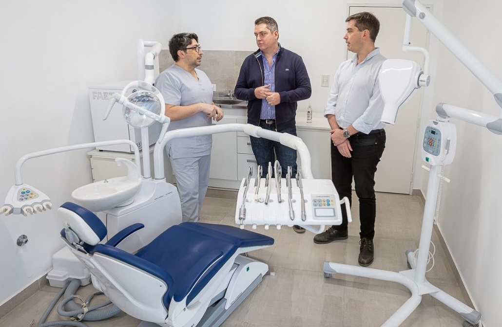 Con nuevo sillón odontológico, los cuatro Centros Municipales de Salud ya cuentan con atención dental